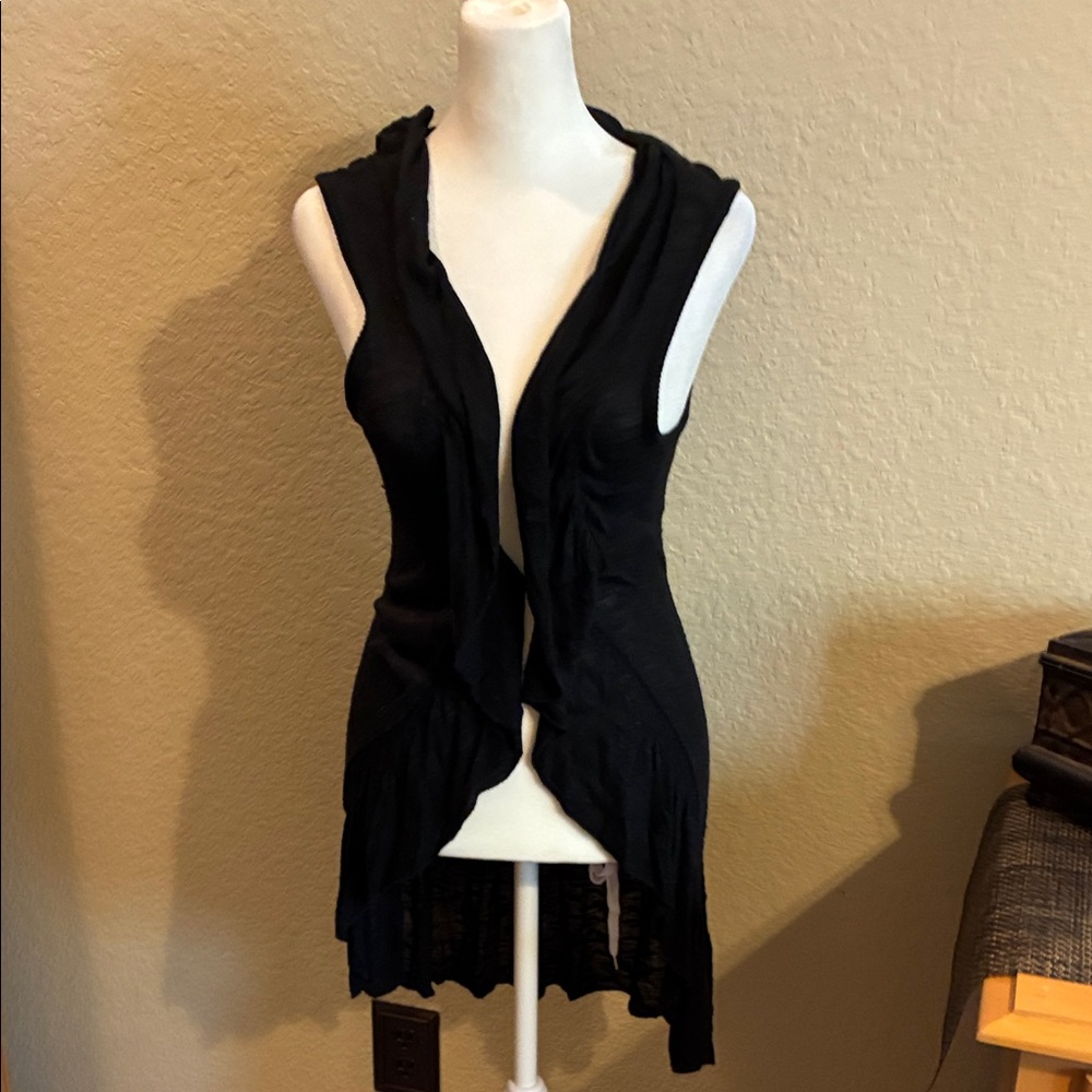Absolutely Creative Worldwide Black Open-Front Cardigan